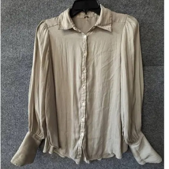 Free People Tops - Free people silky Beige Button-Up Shirt